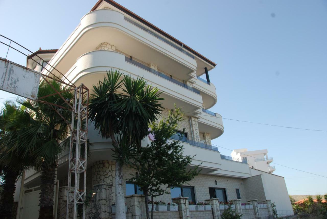 太阳酒店 Sarandë 外观 照片