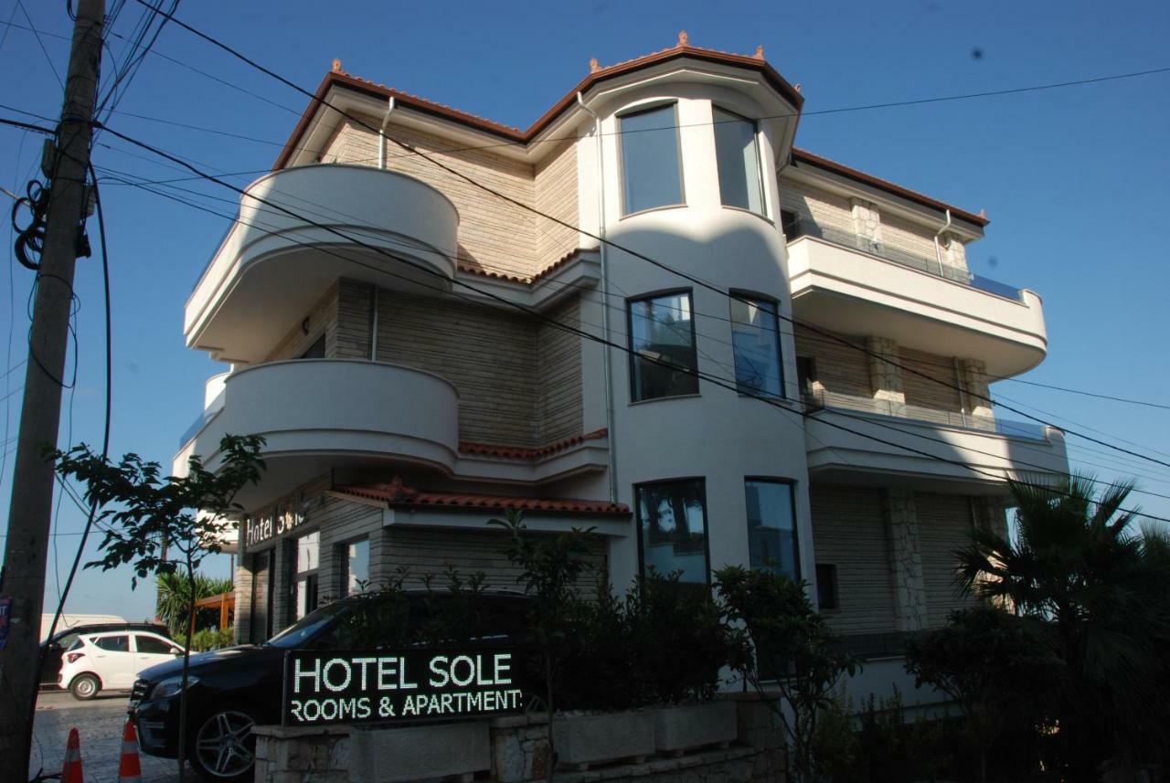 太阳酒店 Sarandë 外观 照片