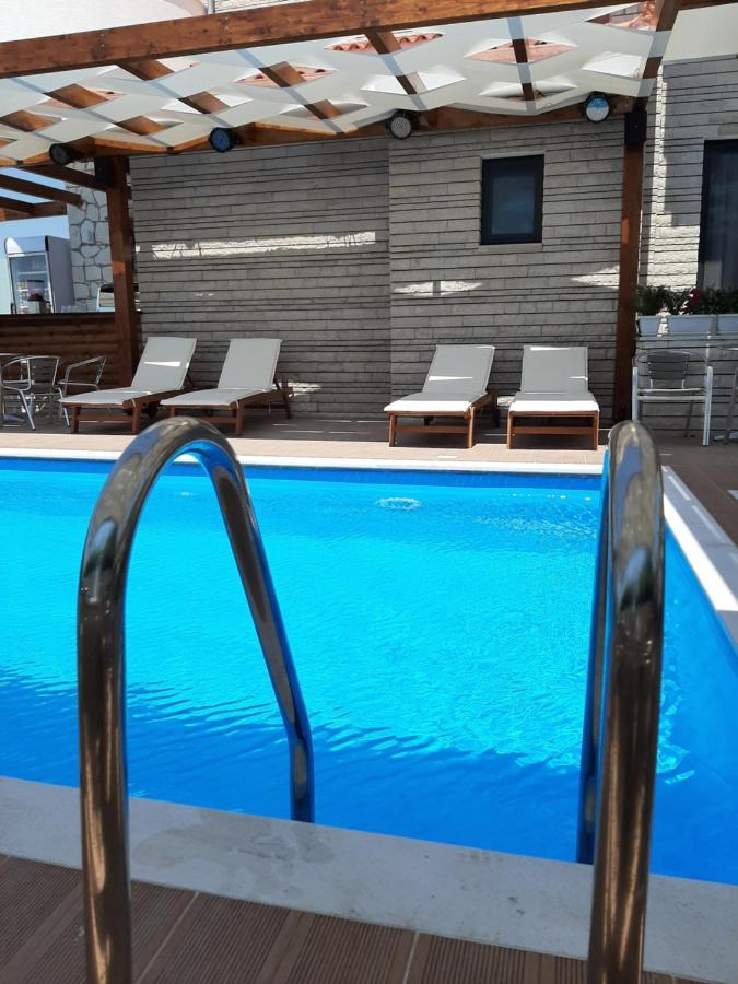 太阳酒店 Sarandë 外观 照片