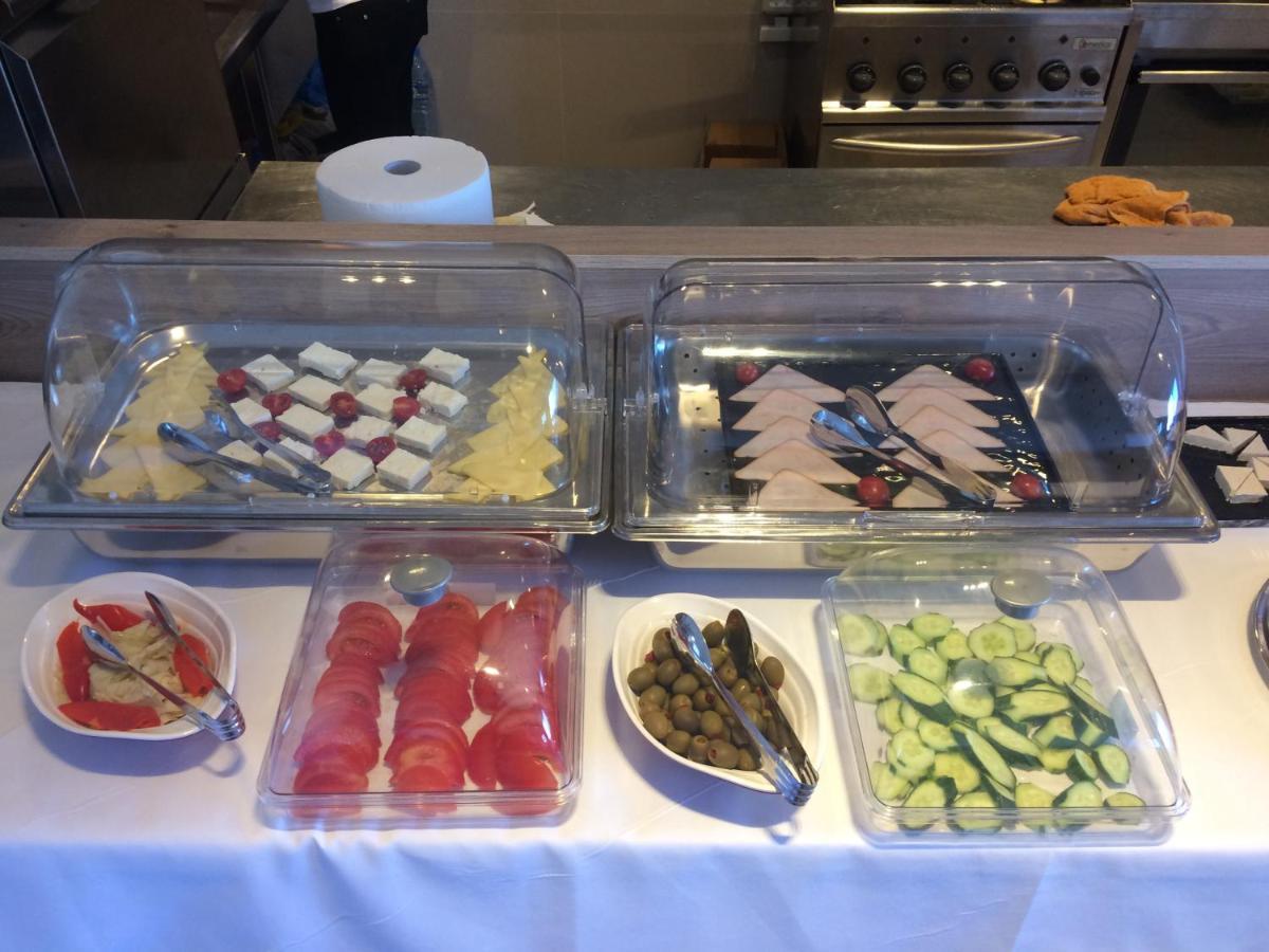 太阳酒店 Sarandë 外观 照片
